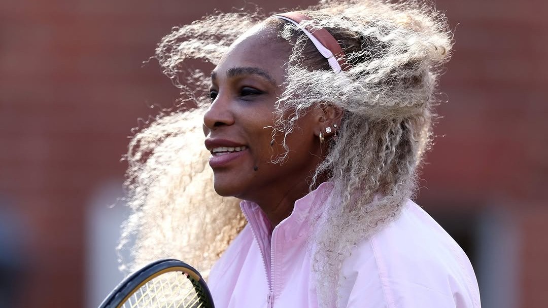 Lenda do tênis, Serena Williams retorna com vitória sobre cabeças 3 nas duplas de Queen's