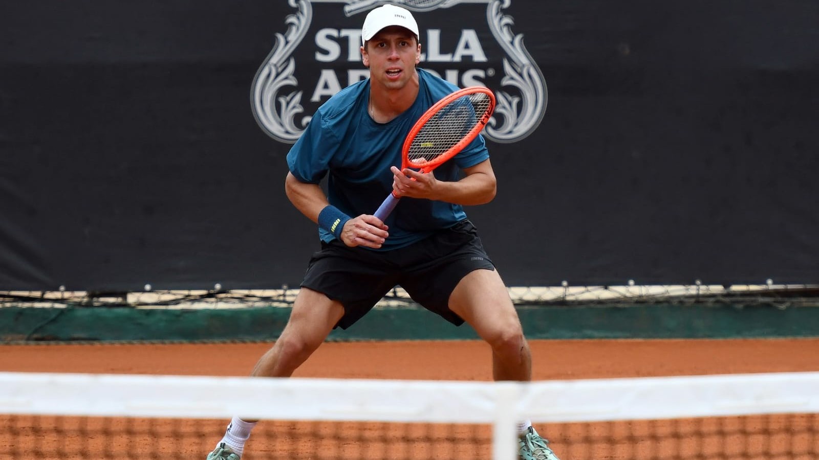 Pedro Boscardin vence Guto em três sets e vai à semifinal em Curitiba