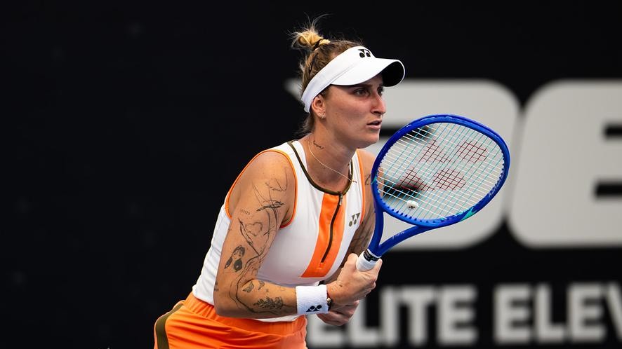 Campeã de Wimbledon em 2023, Vondrousova é suspensa por 4 anos após se recusar a fazer exame antidoping