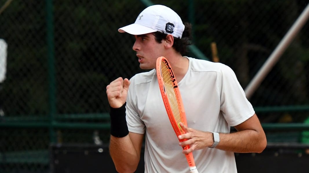 Lucas Andrade vence a 7ª seguida em Quito e vai às quartas