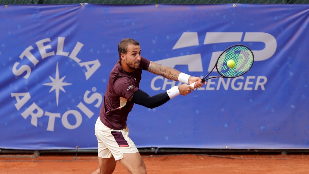 FELIPE MELIGENI SALVA MATCH-POINT, VIRA SOBRE CABEÇA 4 E AVANÇA À SEMIFINAL EM QUITO