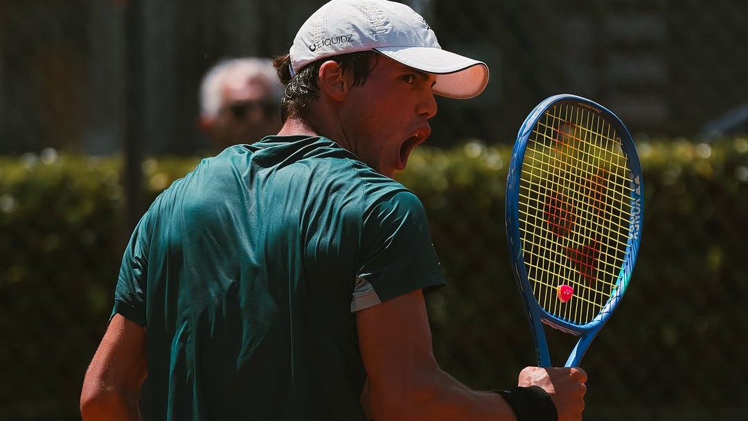 Pedro Chabalgoity conquista primeira vitória em Grand Slam juvenil e avança em Roland Garros