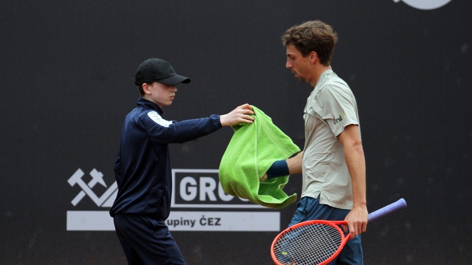 BOSCARDIN SE DESPEDE NA ESTREIA DO QUALIFYING DE WIMBLEDON