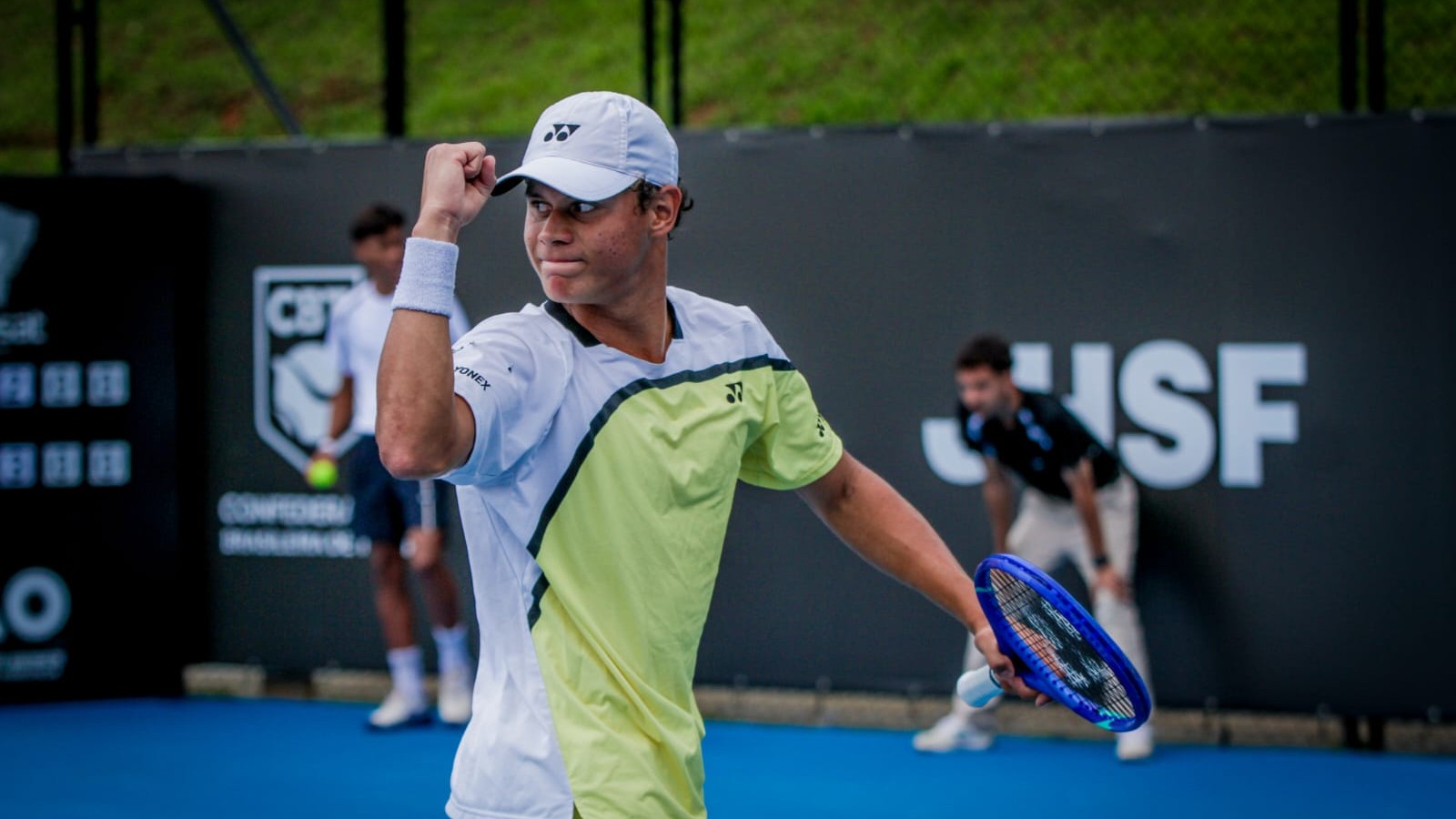 LIVAS DAMÁZIO E DAVI ARAÚJO DECIDEM TÍTULO MASCULINO DO AUSTRALIAN OPEN JUNIOR SERIES