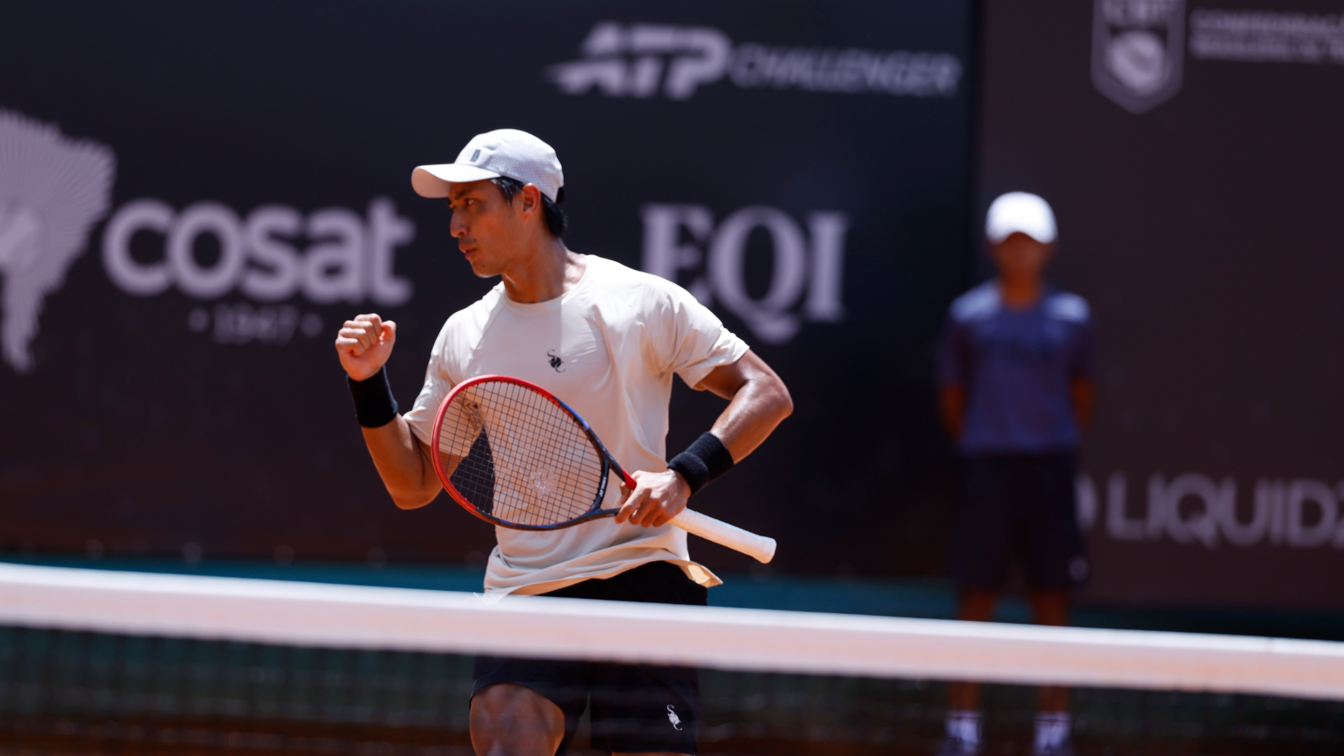 PEDRO SAKAMOTO DISPUTA DECISÃO DE DUPLAS NO CHALLENGER DE QUITO