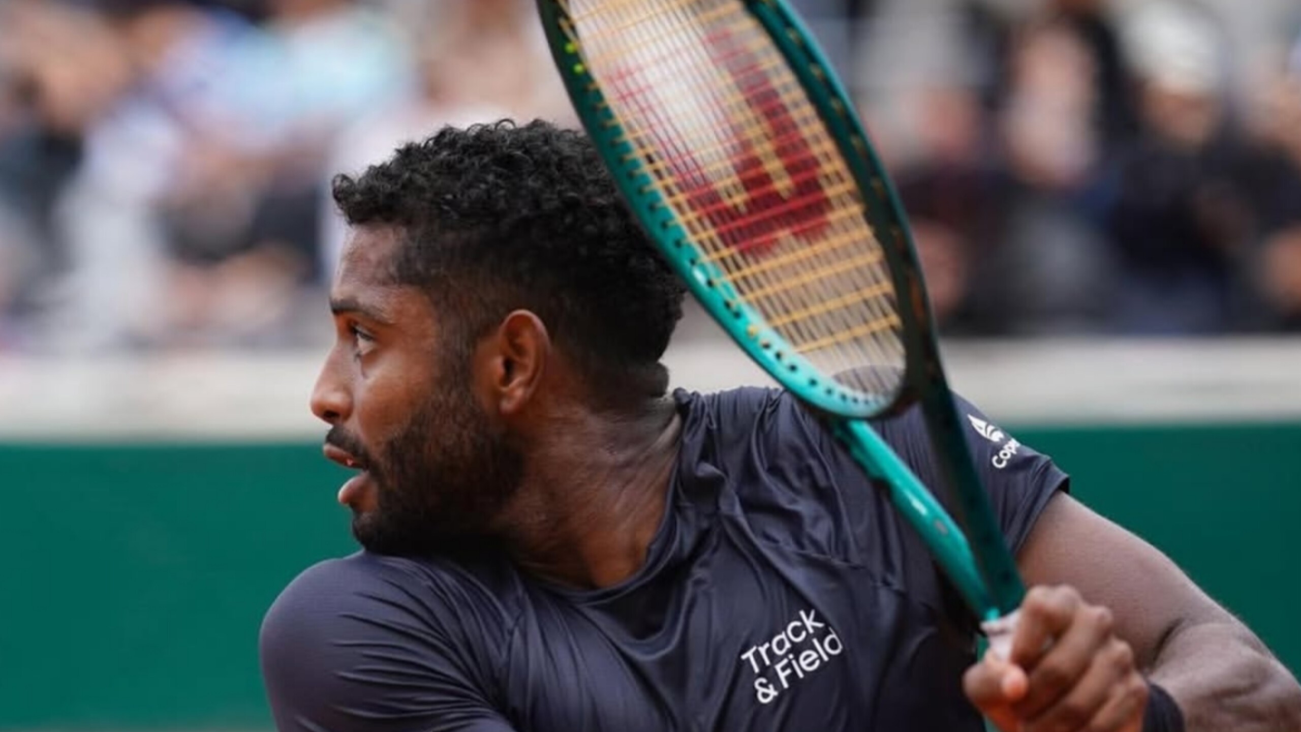 REIS CAI EM TRÊS SETS NA ESTREIA DO QUALIFICATÓRIO DE WIMBLEDON