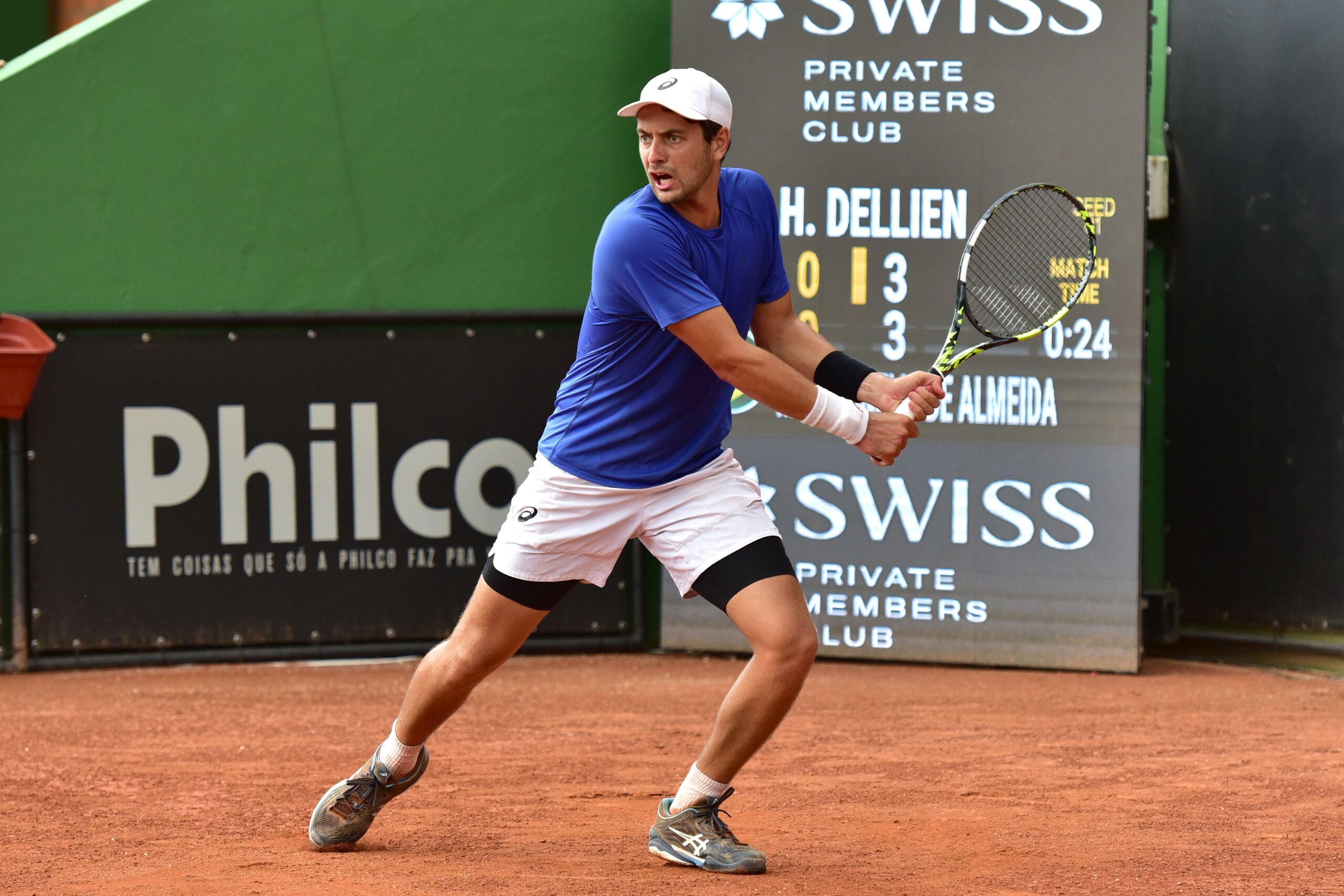 Matheus Pucinelli avança às oitavas no Challenger de Santos